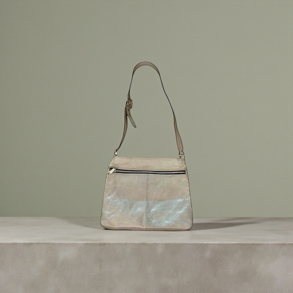 Hobo International Lorna Crossbody Bag |Leather Adjustable Strap | Almond Sheen